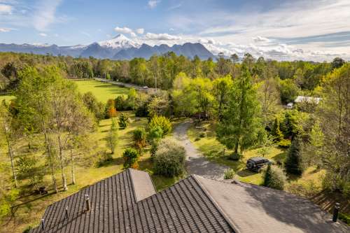 Venta Maison Nomade propiedad para uso habitacional y comercial — Camino Pucón - Caburgua, Caburgua