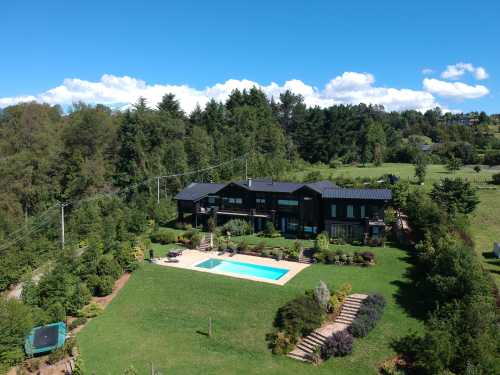 Arriendo Casa Nehuen con vista panorámica al Lago Villarrica — Camino Villarrica - Pucón, Villarrica