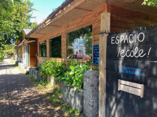 Venta Hostal Boutique École en pleno centro de Pucón — Centro, Pucón