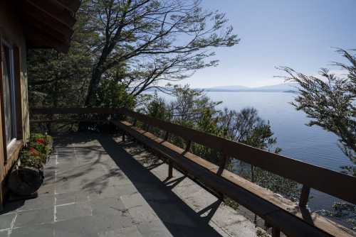 Arriendo Casa Jara en Condominio Roble Villarrica con Orilla de Lago — Camino Villarrica - Pucón, Villarrica