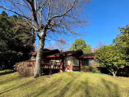 Venta Casa Palo Alto — Camino al Volcán, Pucón
