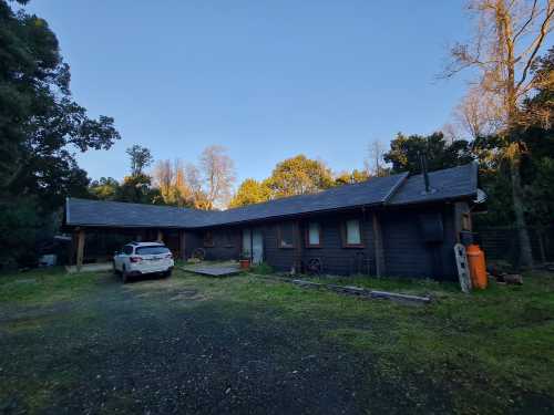 Venta Dos Casas en Parcela, Sector Mini Golf, Pucón — Camino Internacional, Pucón