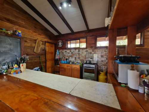 Arriendo de Casa y 2 Cabañas en Hermosa Parcela, Sector Quetroleufu, Pucón — Quetroleufu, Pucón