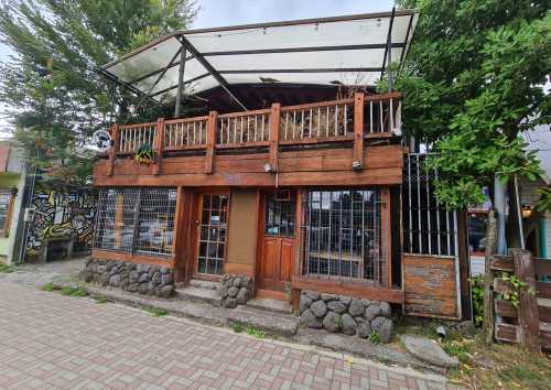 Venta Hostal en Pleno Centro de Pucón, Calle Colo Colo — Centro, Pucón