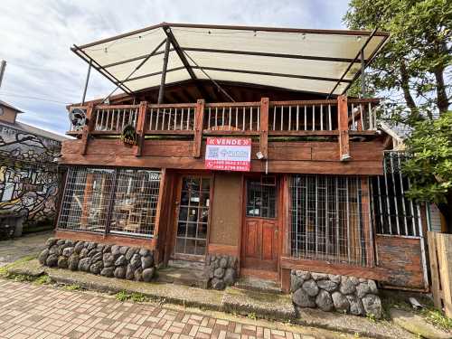 Venta Hostal en Pleno Centro de Pucón, Calle Colo Colo — Centro, Pucón