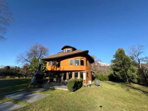 Venta Casa en Loteo La Candelaria – Dos casas en un terreno de 5.938 m² — Candelaria, Pucón