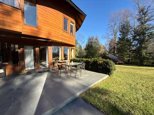 Venta Casa en Loteo La Candelaria – Dos casas en un terreno de 5.938 m² — Candelaria, Pucón