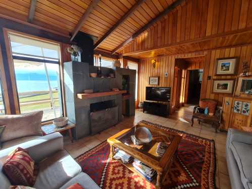 Arriendo Casa Millaray Km. 7, orilla de Lago Villarrica — Camino Villarrica - Pucón, Villarrica