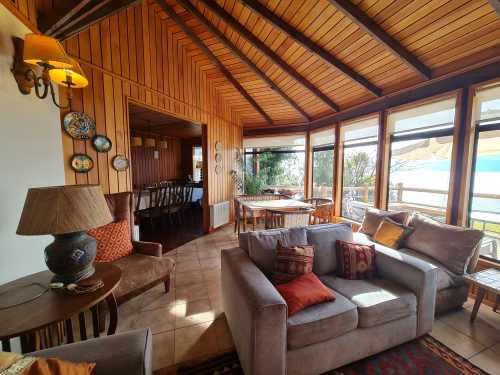 Arriendo Casa Millaray Km. 7, orilla de Lago Villarrica — Camino Villarrica - Pucón, Villarrica