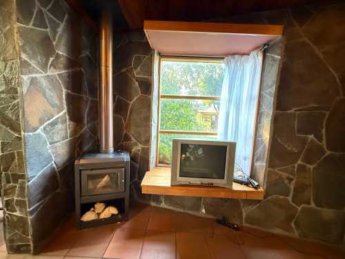 Arriendo Cabaña Variante Internacional N°765, a pasos del Centro de Pucón — Variante Camino Internacional, Pucón