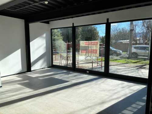 Arriendo Locales Comerciales en Edificio Rincón del Lago — Centro, Pucón
