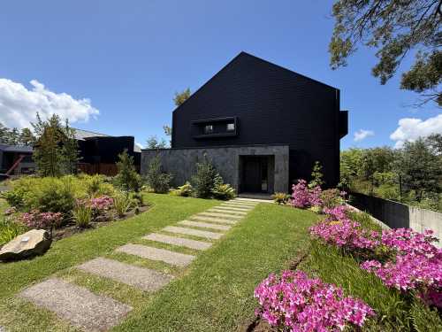 Casa en Condominio Nueva Puntilla de Villarrica ID-2000 — Camino Villarrica - Pucón, Villarrica
