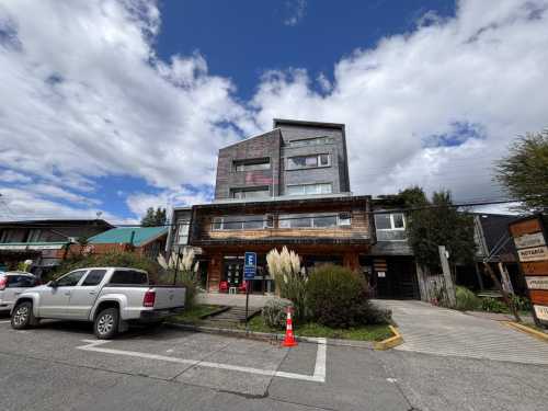 Arriendo Oficina N°41 en Edificio Alta Terra, en pleno centro de Pucón — Centro, Pucón