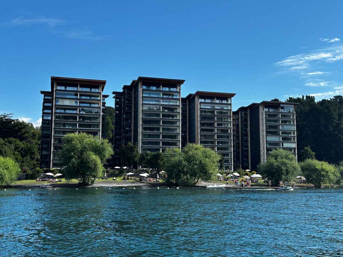 Venta Departamento Nº 501 en Condominio Parque Pinares, Tower 3 — Camino Villarrica - Pucón, Villarrica