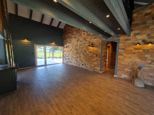 Venta Nueva Casa Galpón en Condominio Vista Quelhue — Camino Internacional, Pucón